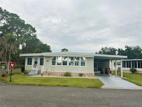Photo of 105 Temple Cove W, Leesburg, FL 34748 (MLS # R4909989)