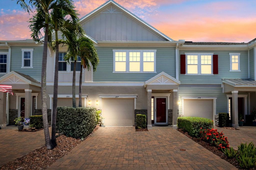 Photo of 1207 Sunset Lane, Dunedin, FL 34698 (MLS # TB8412751)