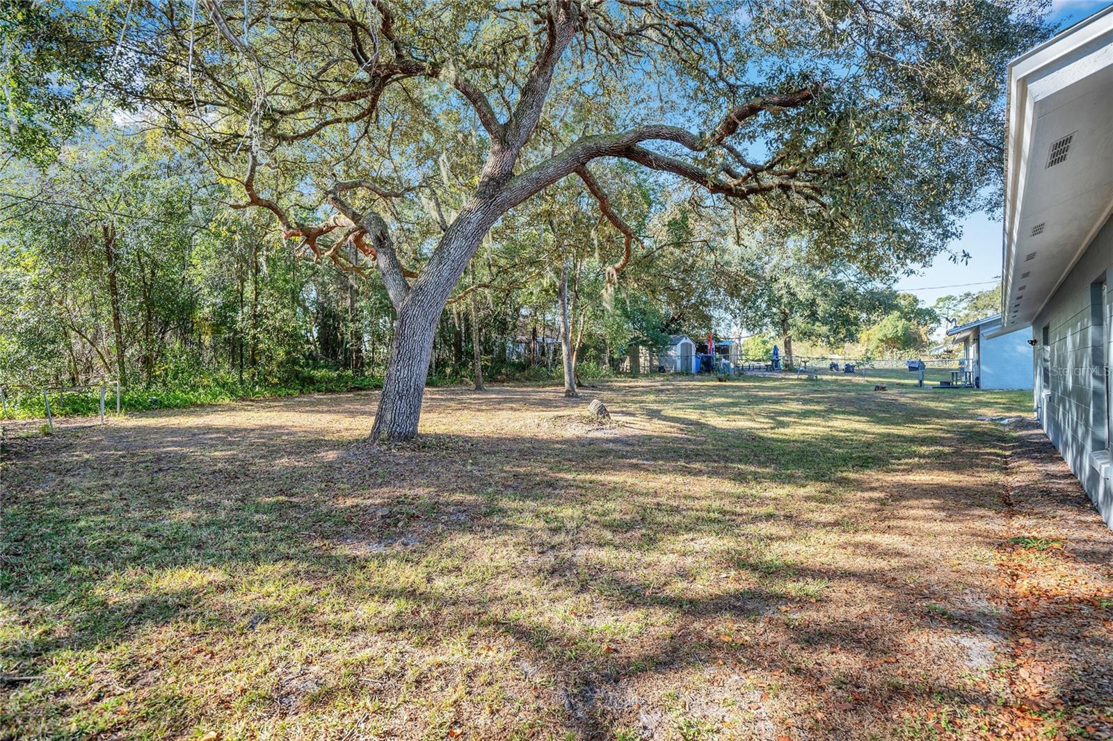 DELTONA LAKES UNIT 42 - Residential