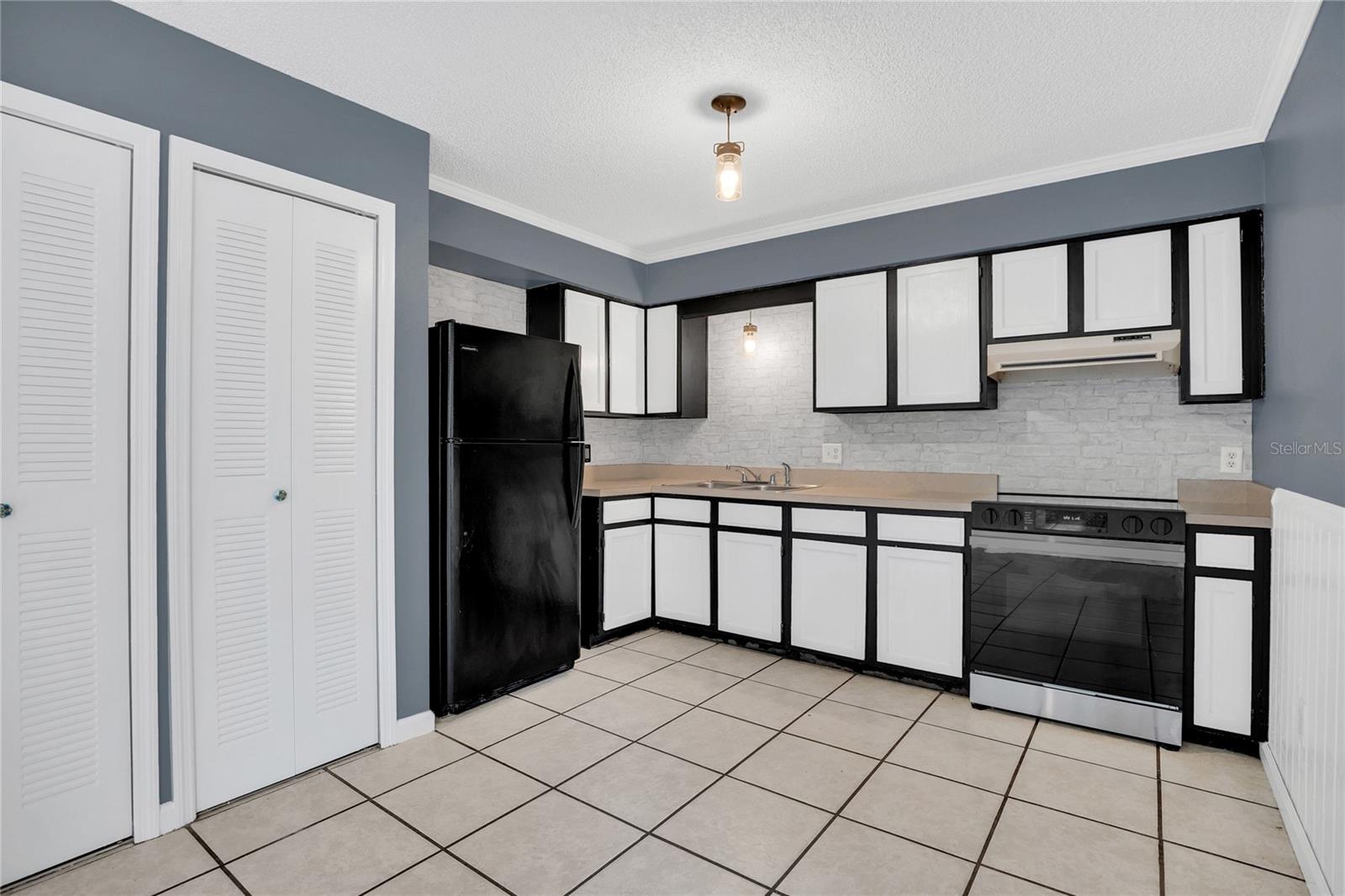 DELTONA LAKES UNIT 42 - Residential