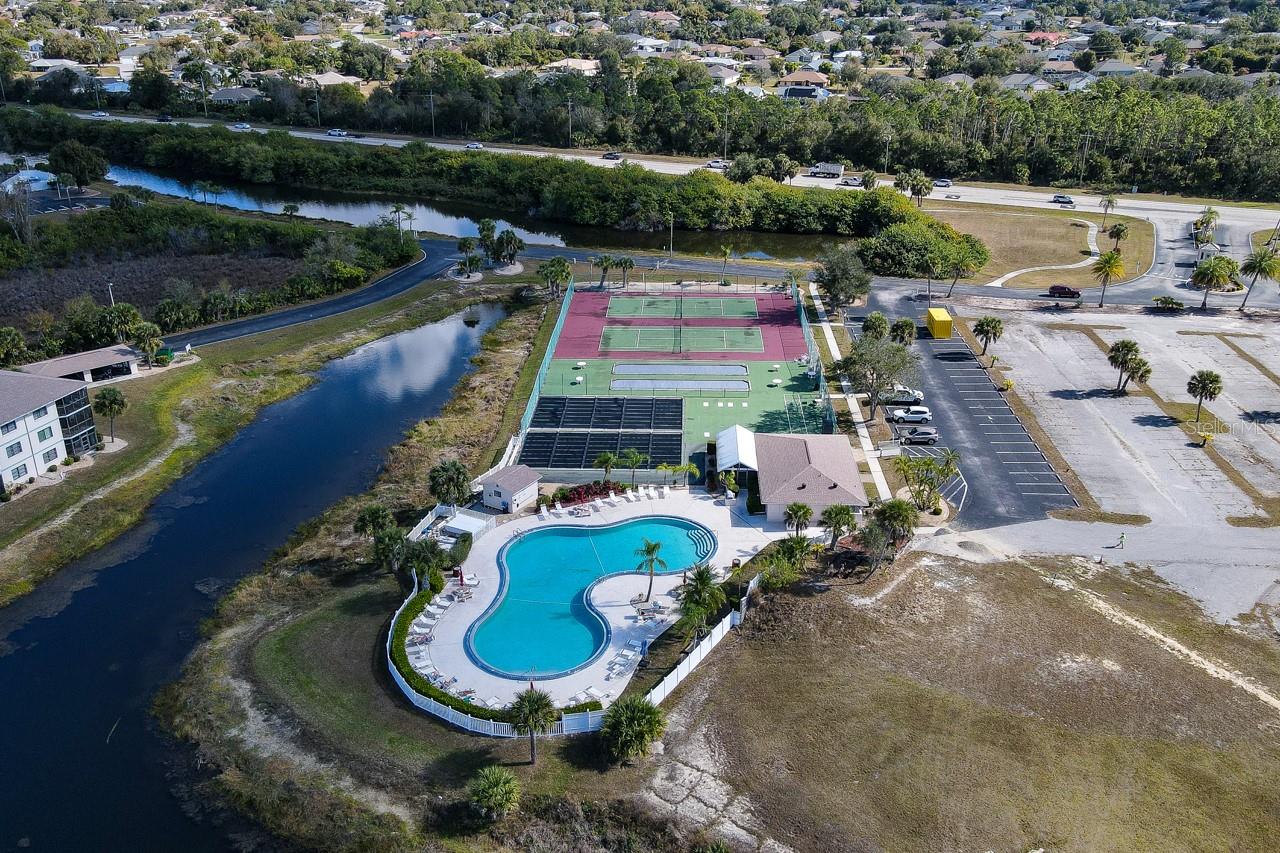 NEWPORT 02 PH 01 BLDG 10 - Residential