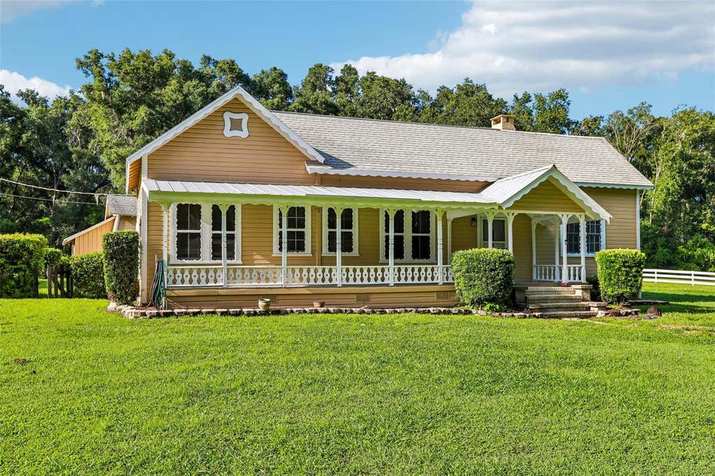 Photo of 34951 Easterling Road, Dade City, FL 33525 (MLS # TB8535658)