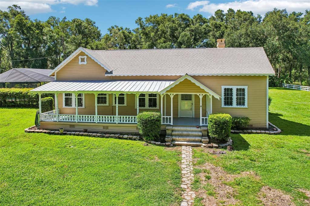 Photo of 34951 Easterling Road, Dade City, FL 33525 (MLS # TB8535658)