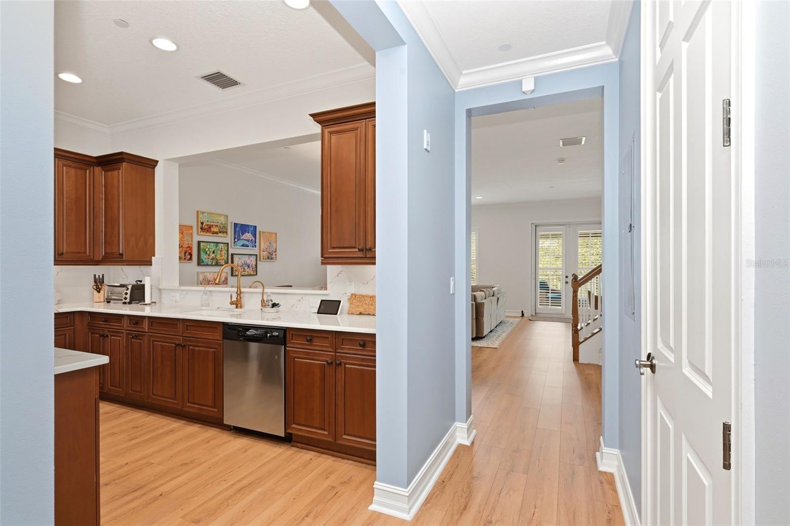 630 CAMPUS STREET 305