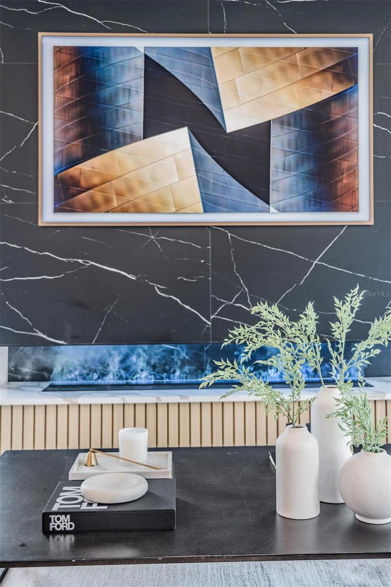 SUBURB ROYAL - Residential