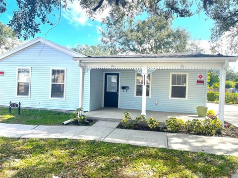 Photo of 111 S Randolph Avenue, Kissimmee, FL 34741 (MLS # O6423056)