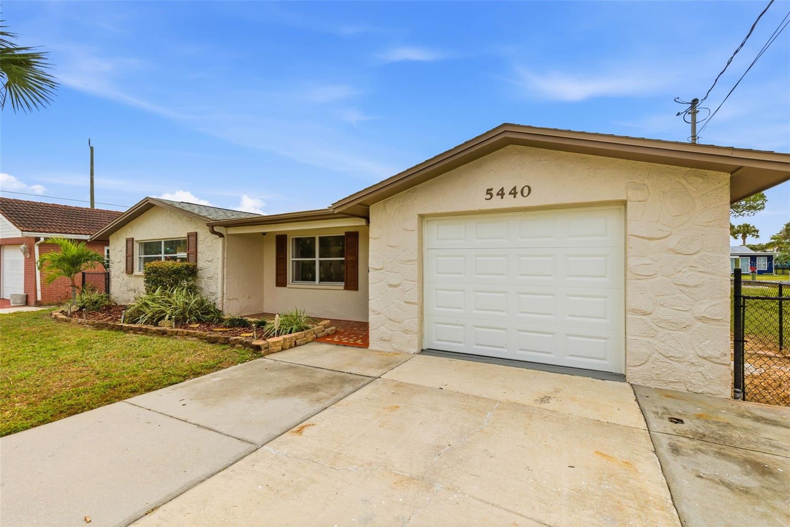 RICHEY COVE FIRST ADD - Residential