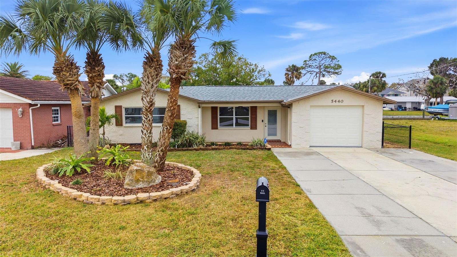 RICHEY COVE FIRST ADD - Residential