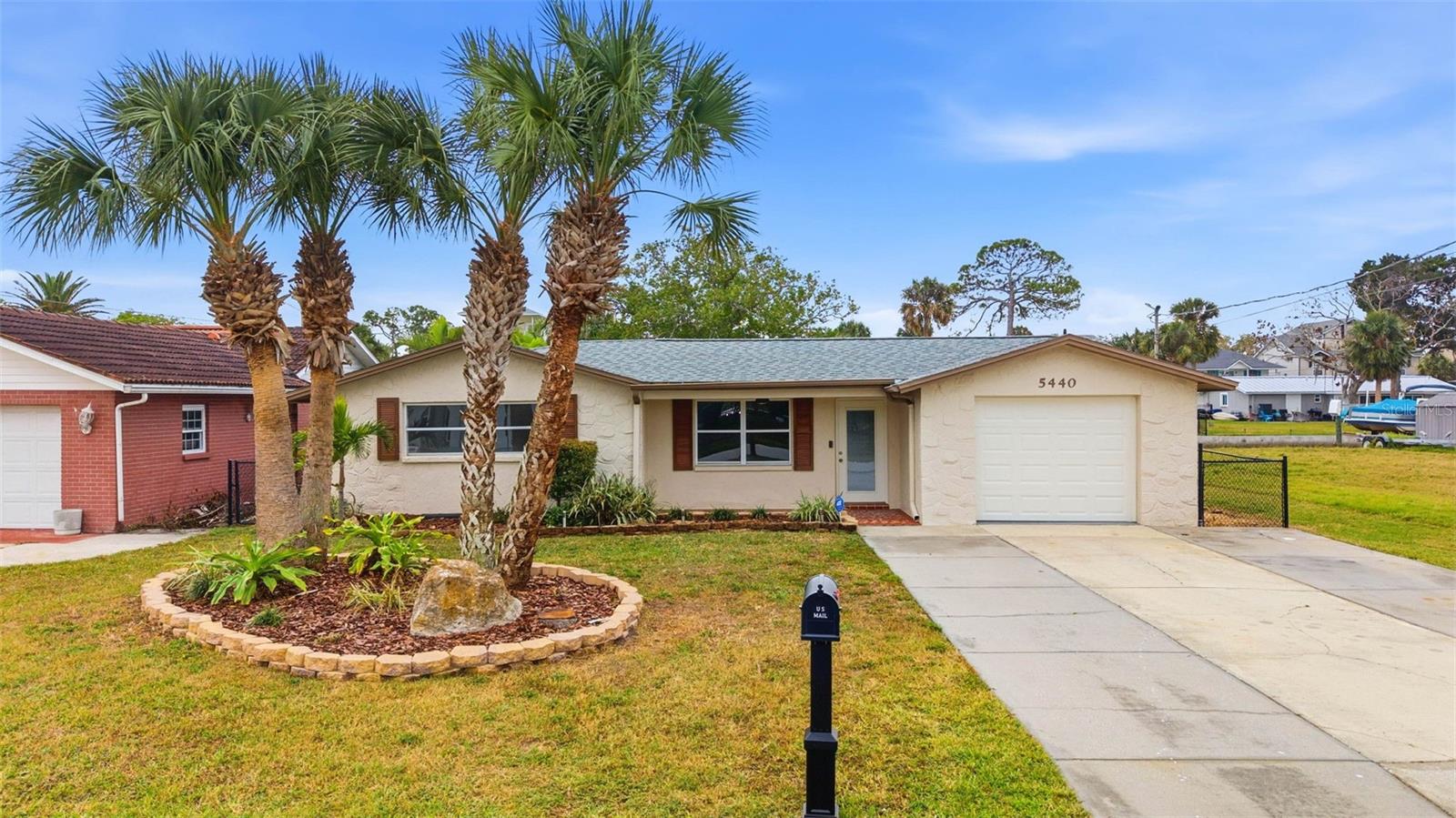 RICHEY COVE FIRST ADD - Residential