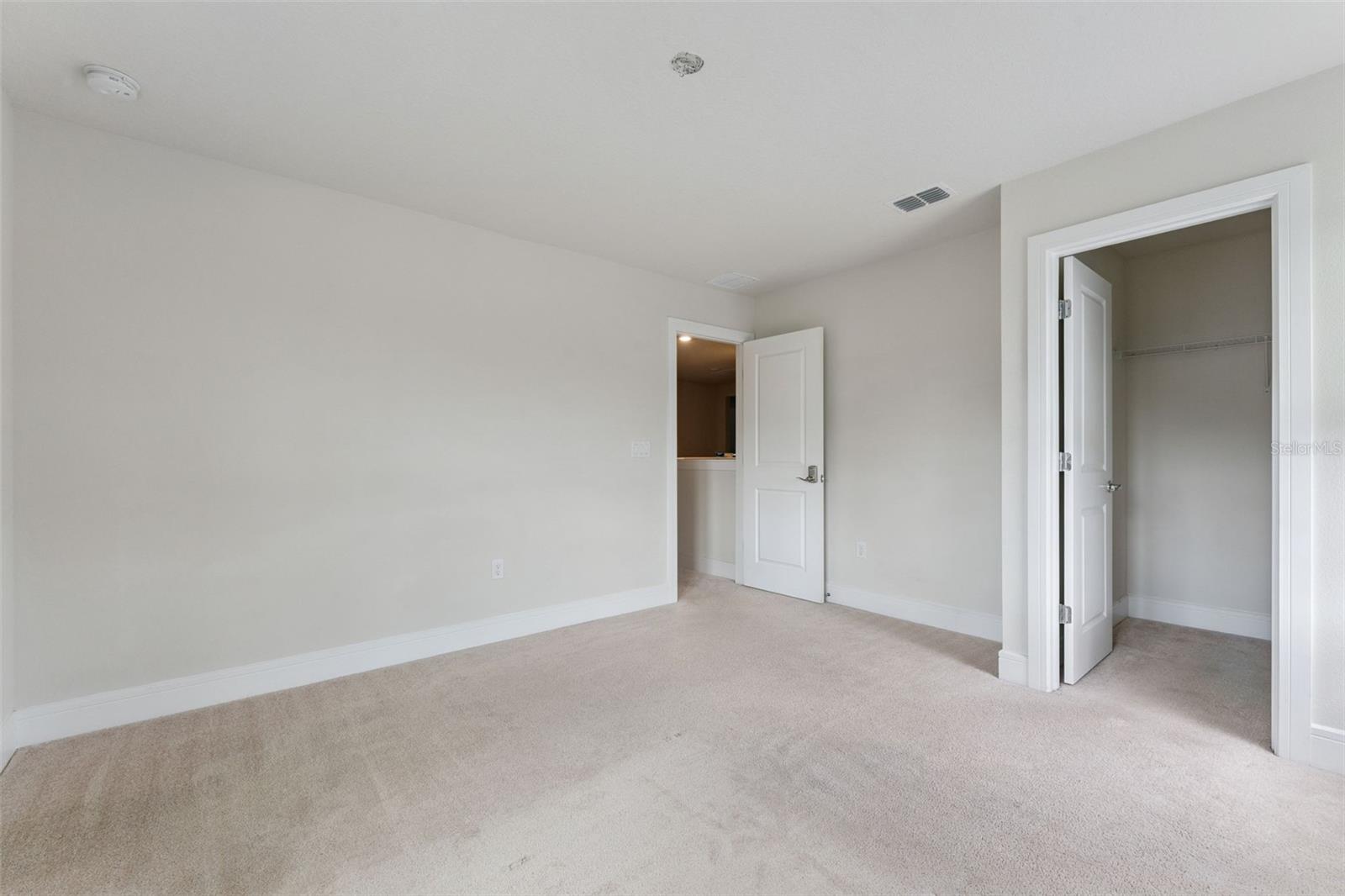 WINDING MDWS - Residential