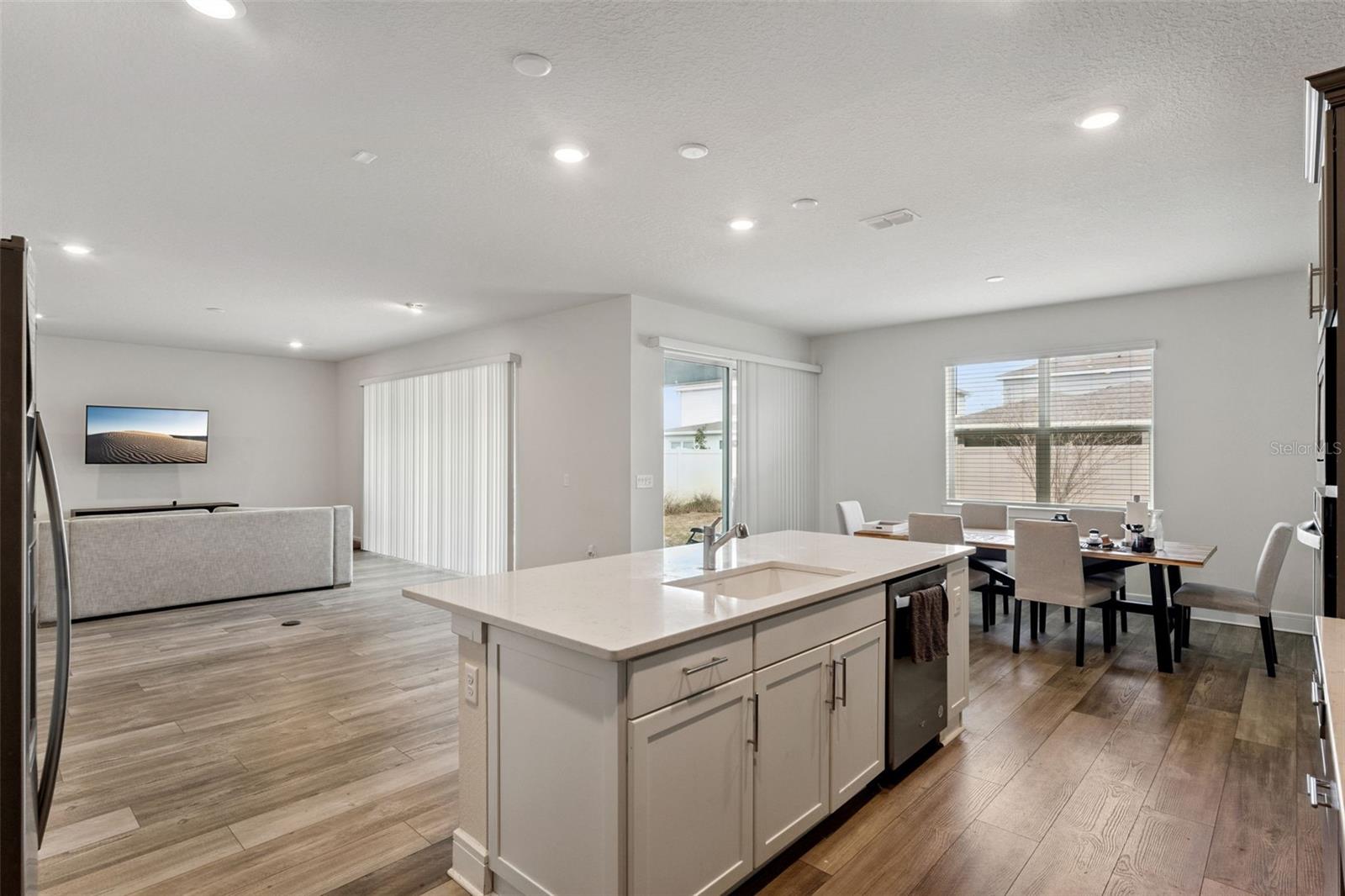 WINDING MDWS - Residential