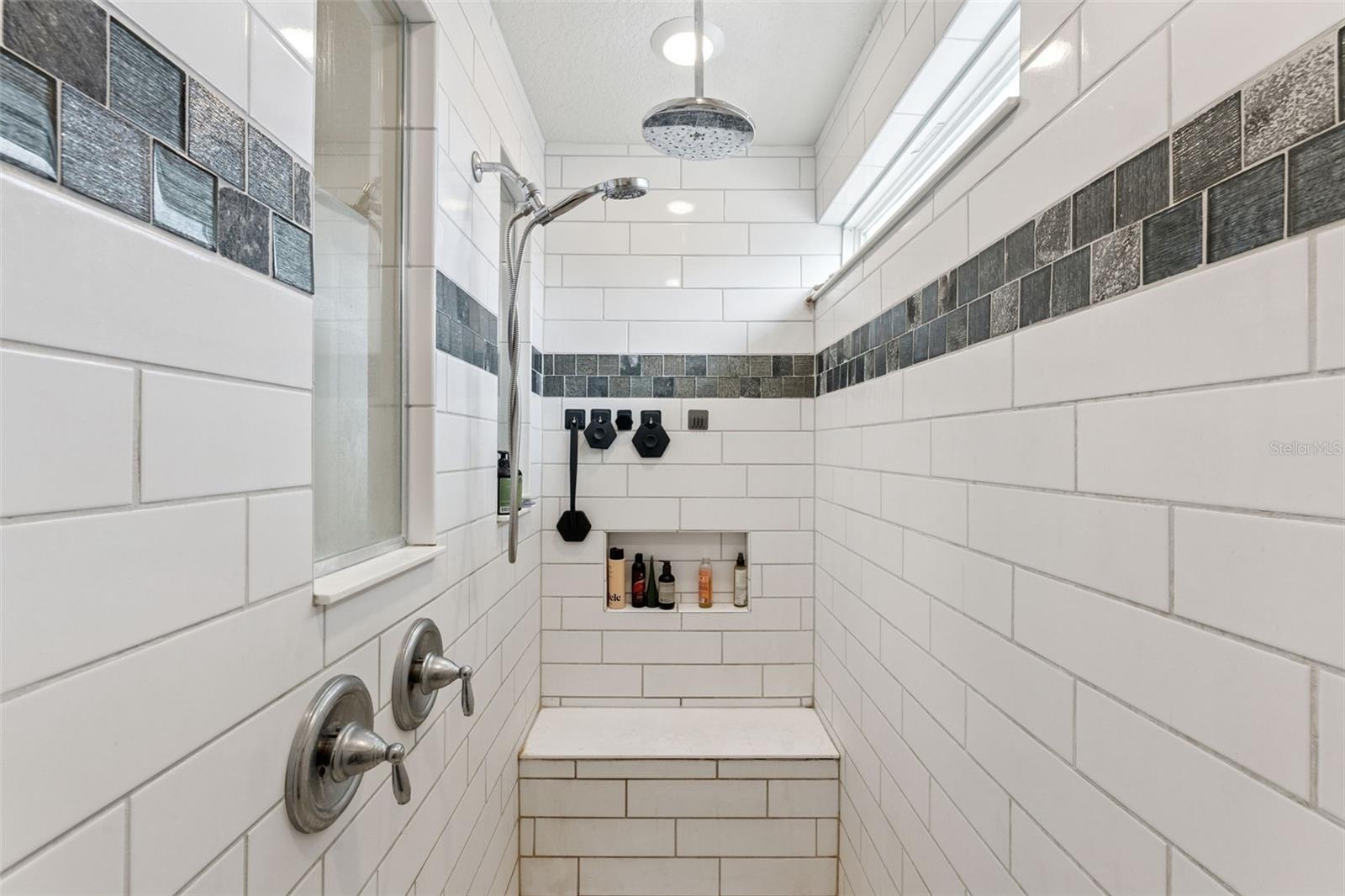 WINDING MDWS - Residential