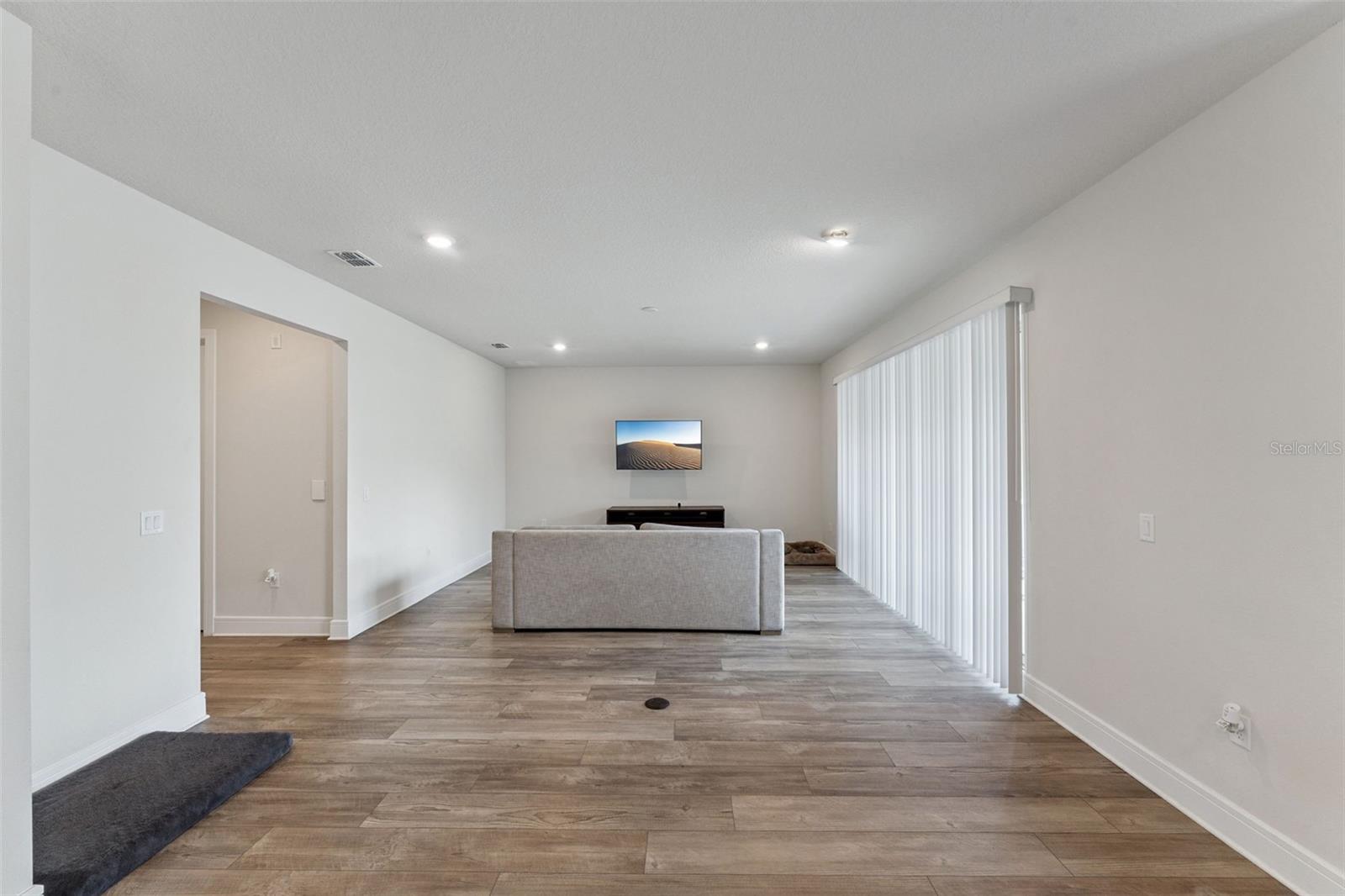 WINDING MDWS - Residential