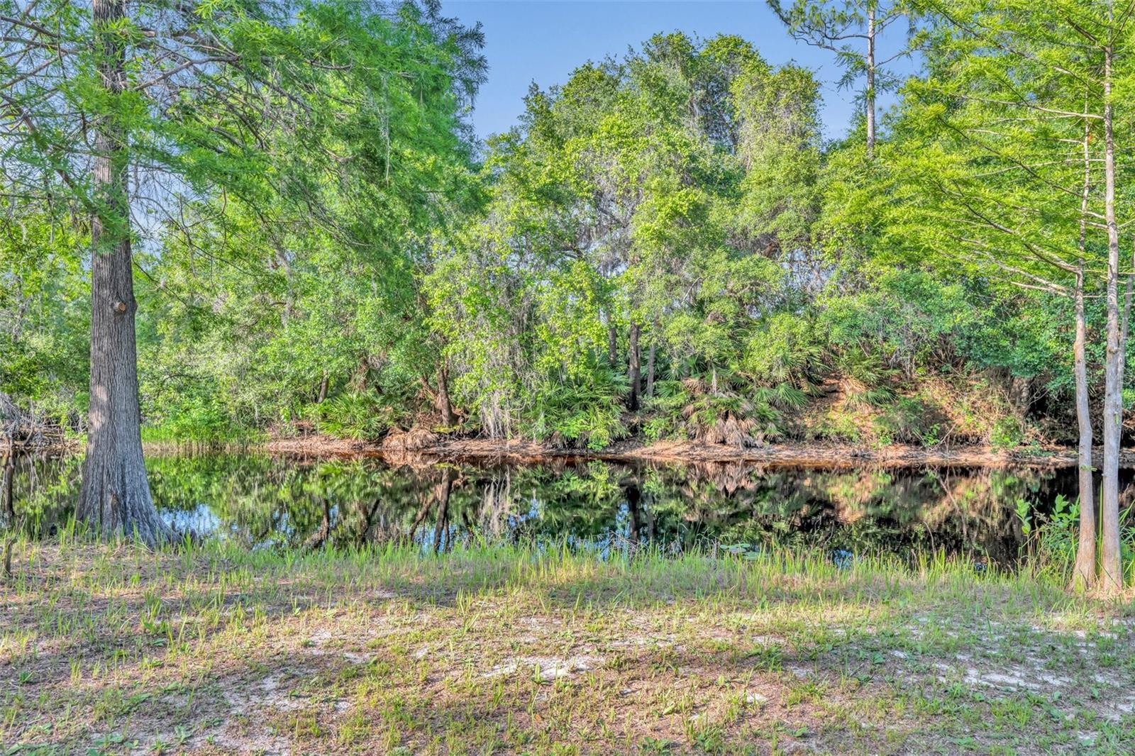 BROOKWOOD ACRES UNREC - Residential