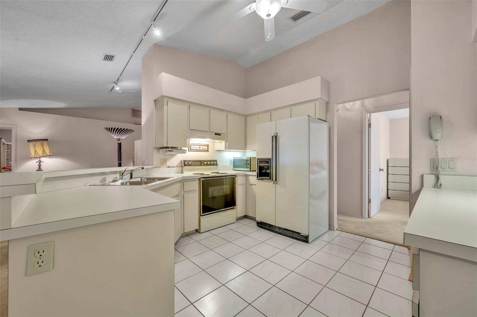 3915 S SPANIEL TRAIL
