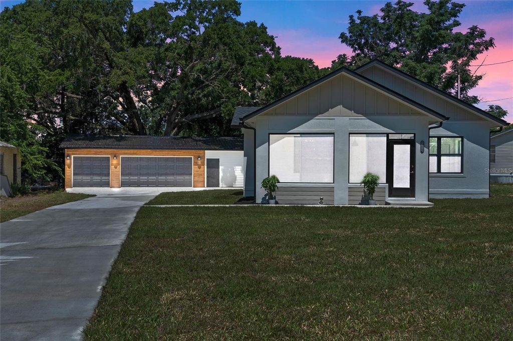 Photo of 16623 Oklahoma Street, Clermont, FL 34715 (MLS # G5109540)