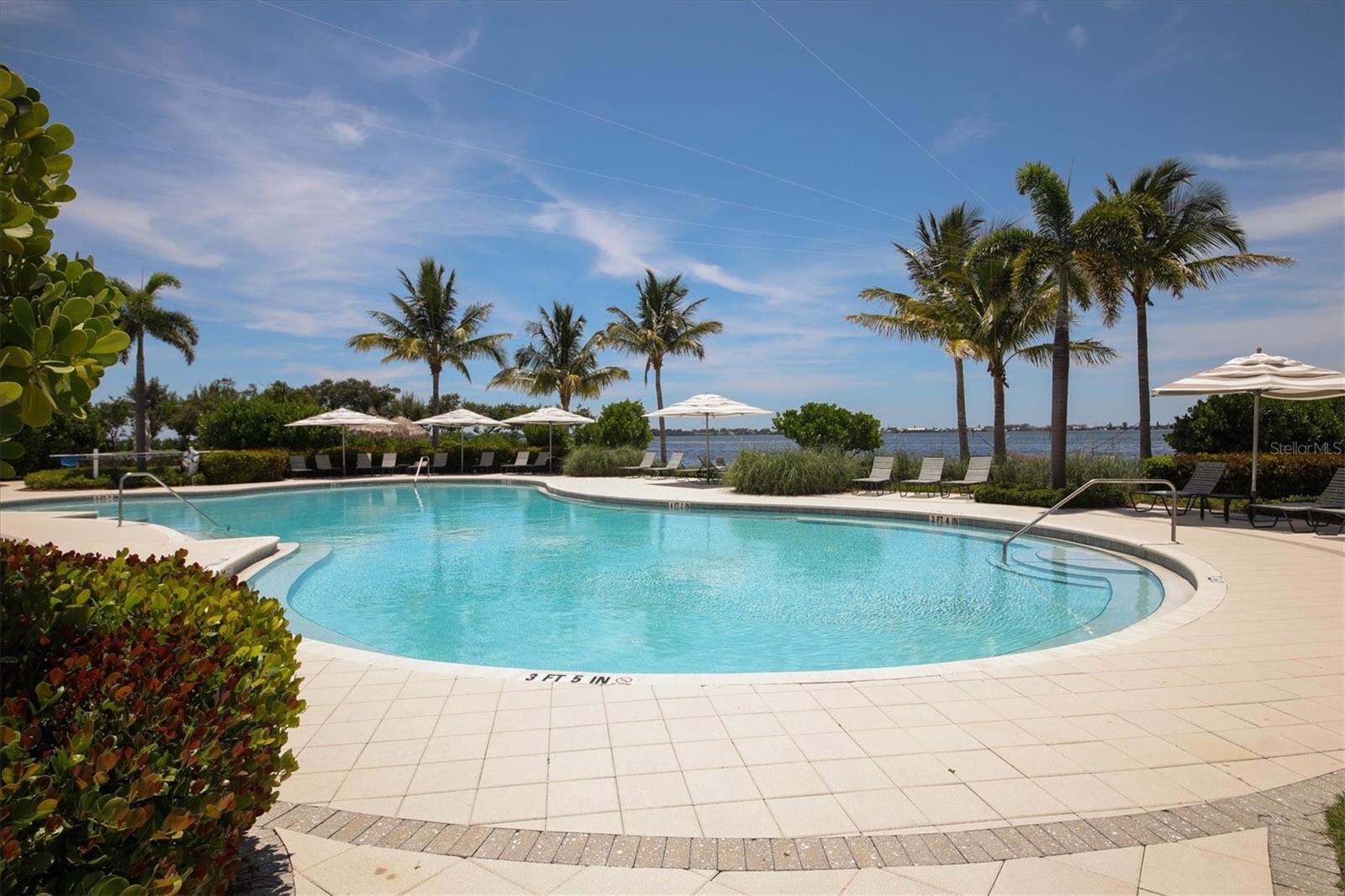 EDGEWATER WALK II ON HARBOUR ISLE 1 - Residential