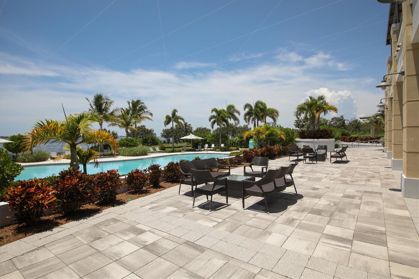 EDGEWATER WALK II ON HARBOUR ISLE 1 - Residential