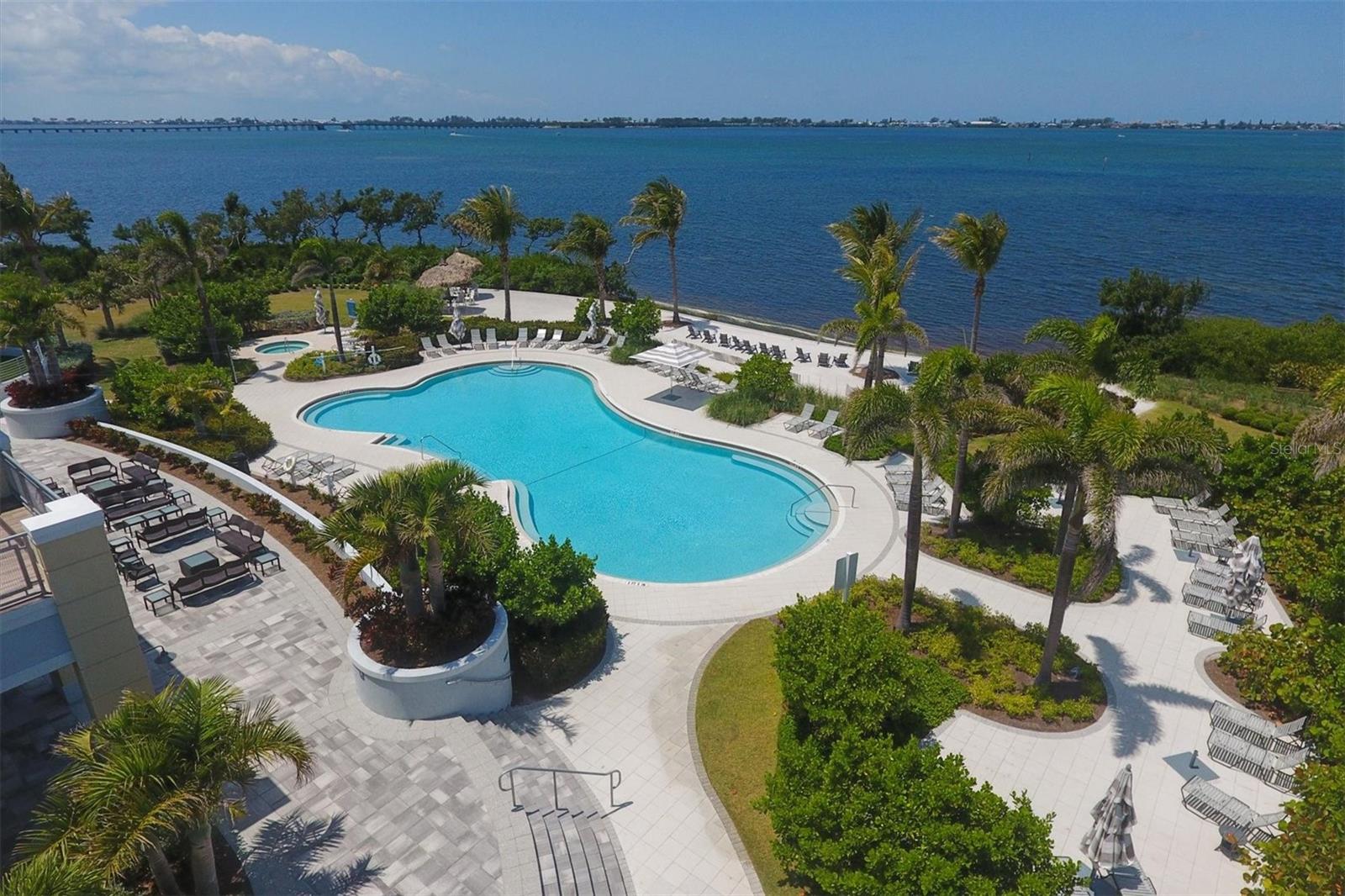 EDGEWATER WALK II ON HARBOUR ISLE 1 - Residential