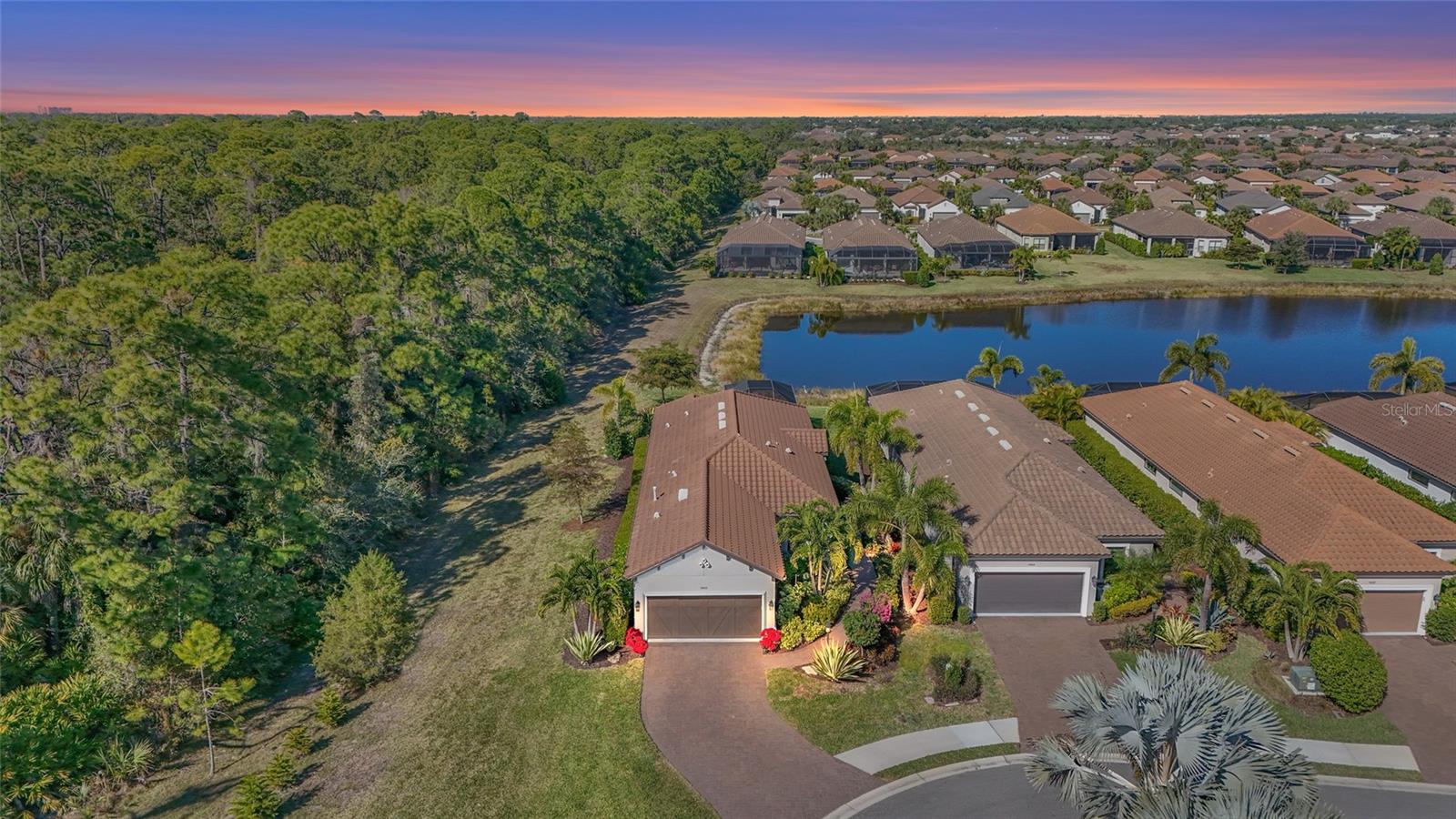 ESPLANADE ON PALMER RANCH - Residential