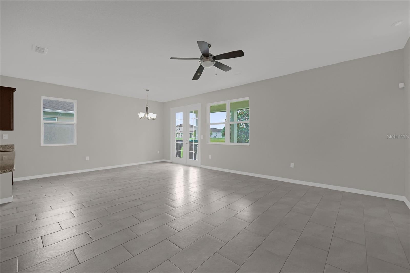 12112 CARSON DRIVE