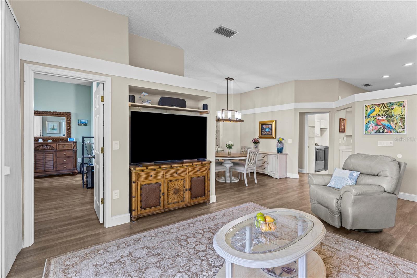 ISLES OF CHESTNUT CREEK - Residential