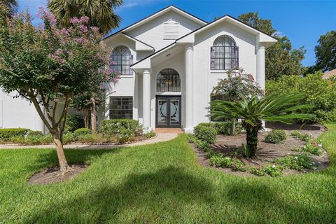 A home in APOPKA