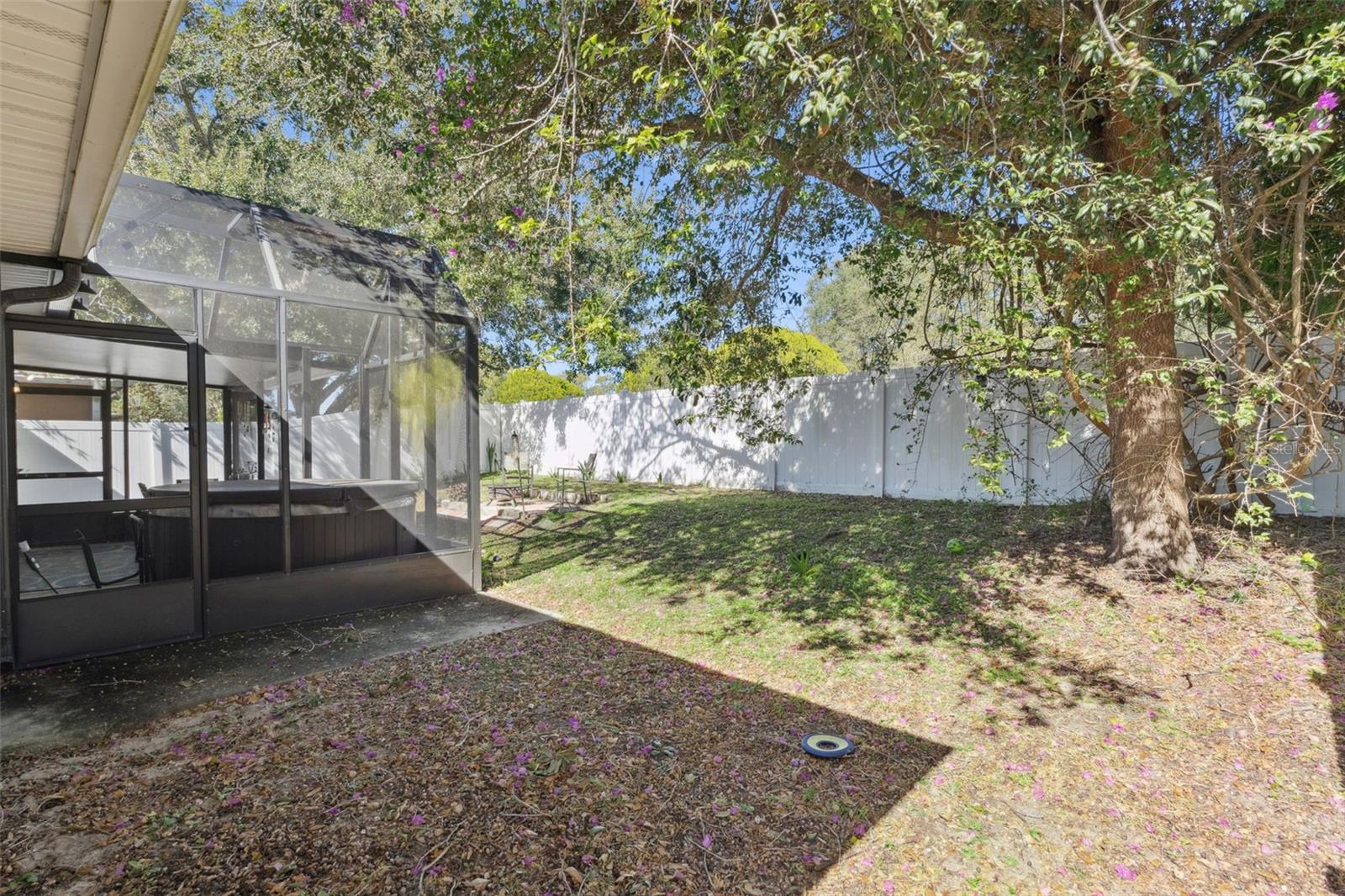 TAVARES MARTINS GROVE - Residential