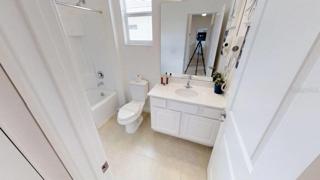 SONOMA RESORT AT TAPESTRY PH 1 - Residential Lease