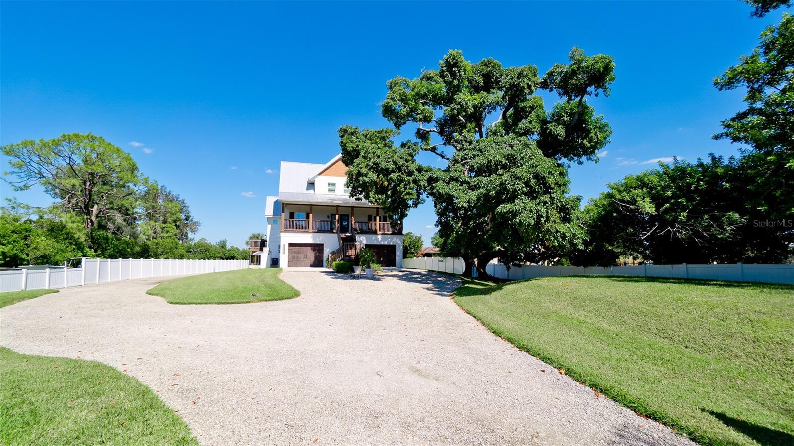 ELWOOD PARK - Residential