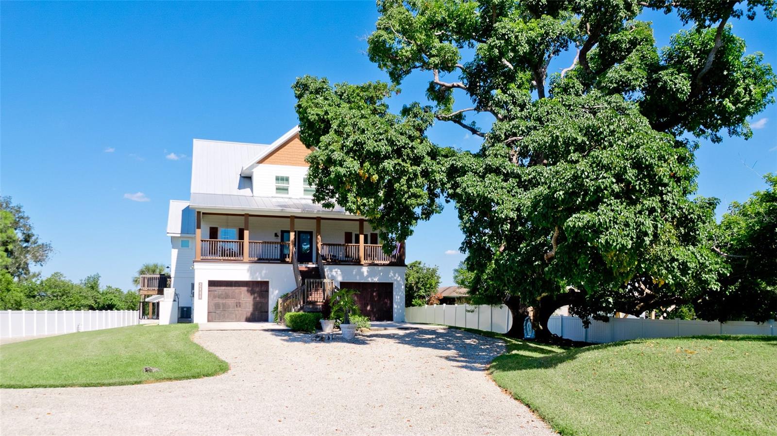 ELWOOD PARK - Residential
