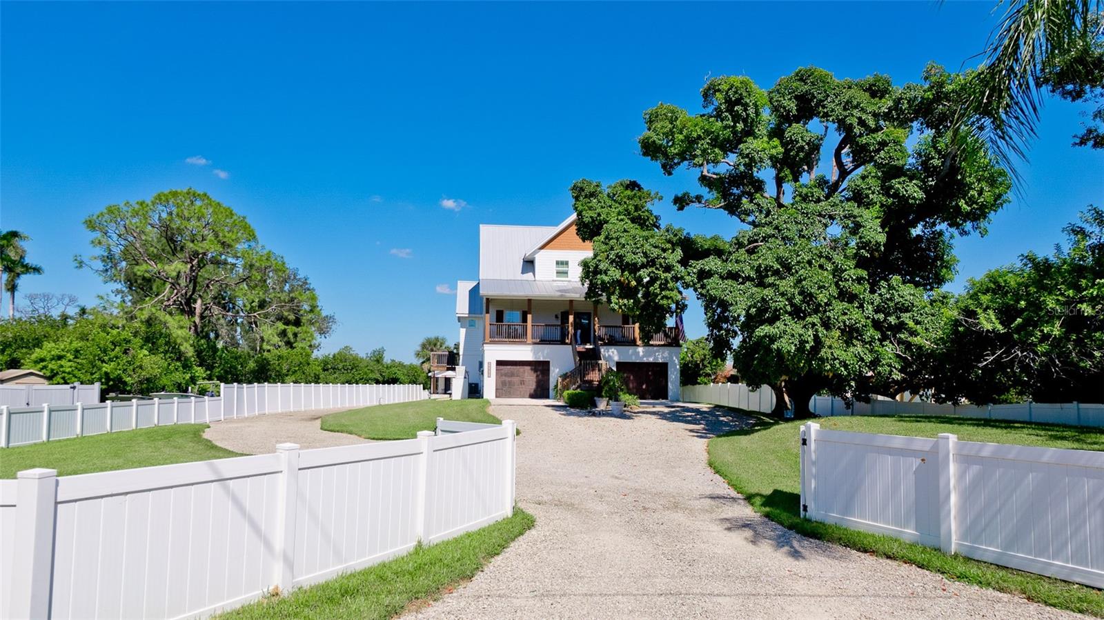ELWOOD PARK - Residential
