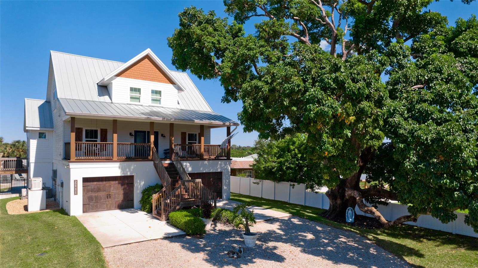 ELWOOD PARK - Residential