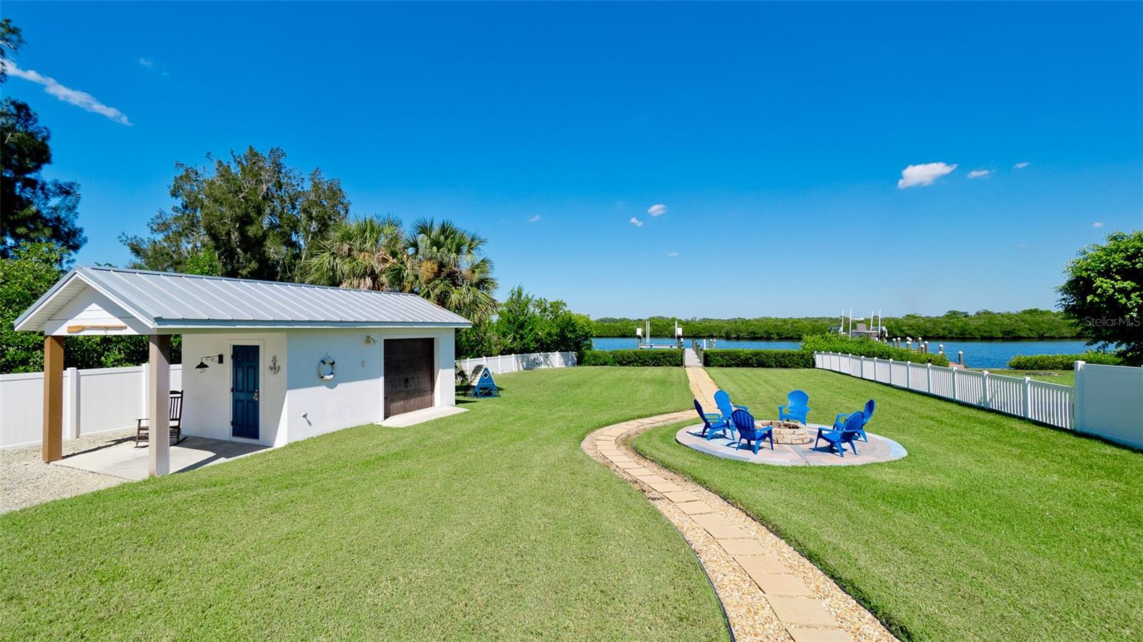 ELWOOD PARK - Residential