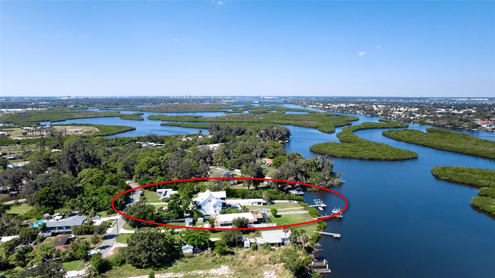 ELWOOD PARK - Residential