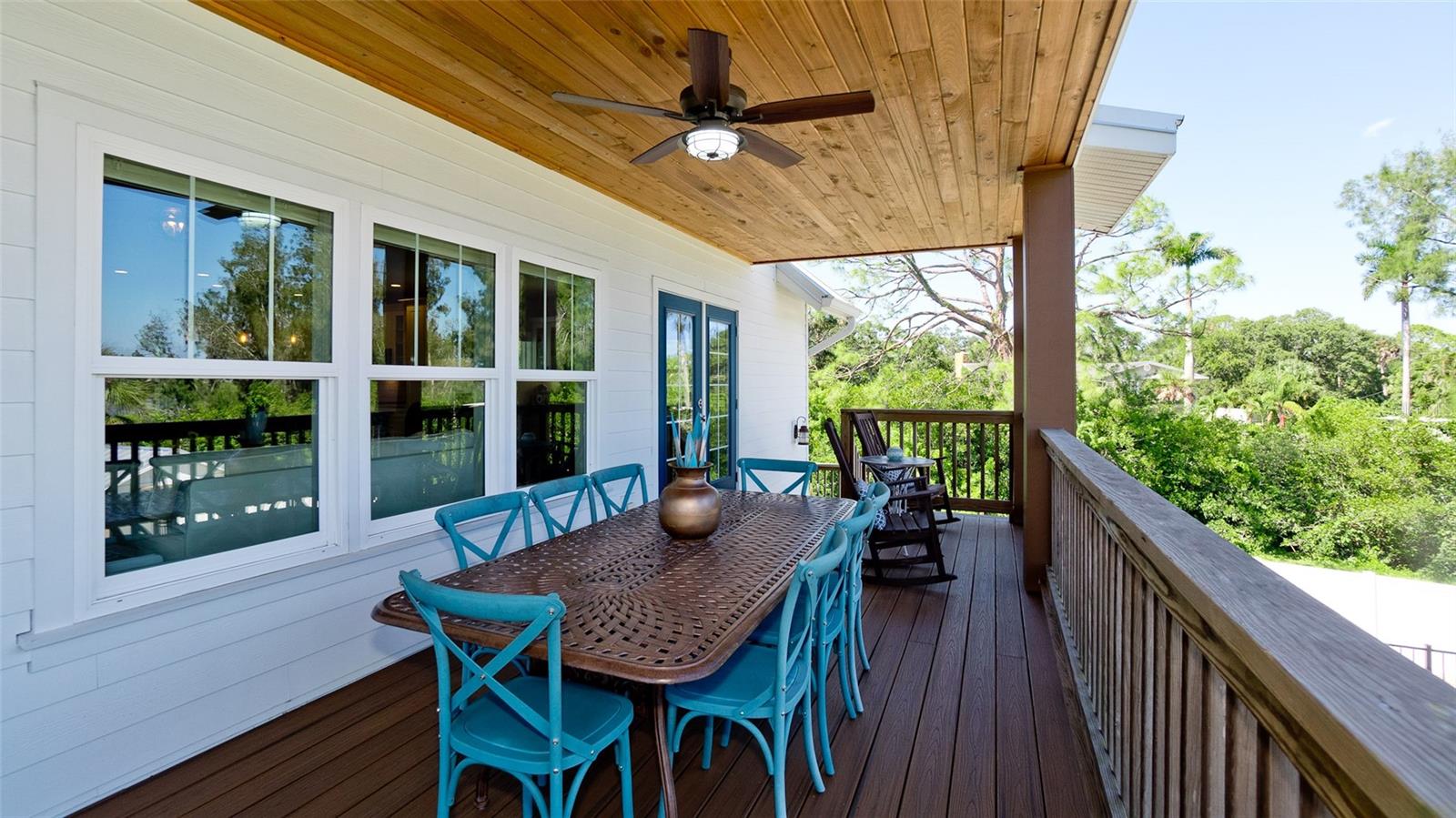 ELWOOD PARK - Residential