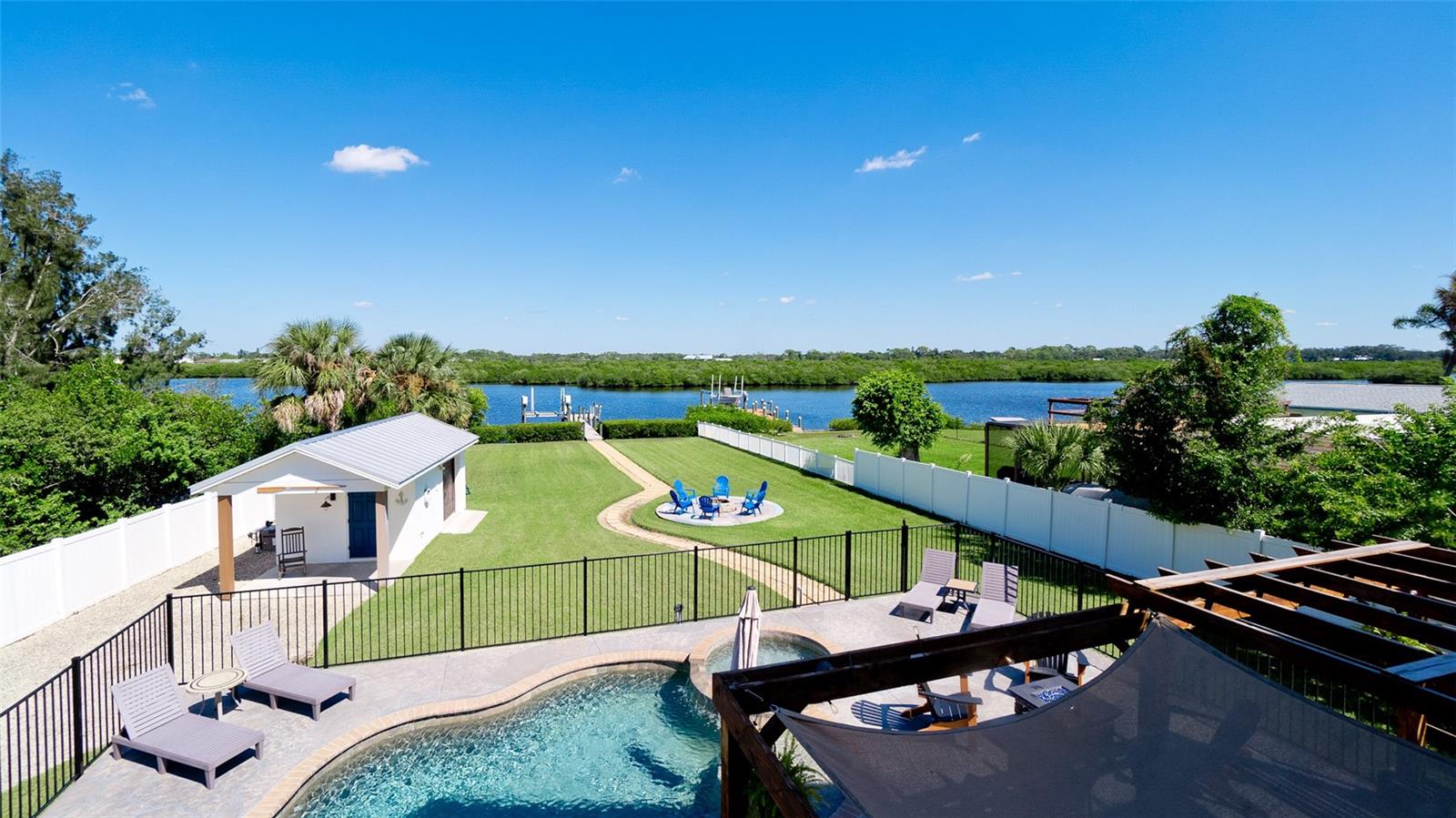 ELWOOD PARK - Residential