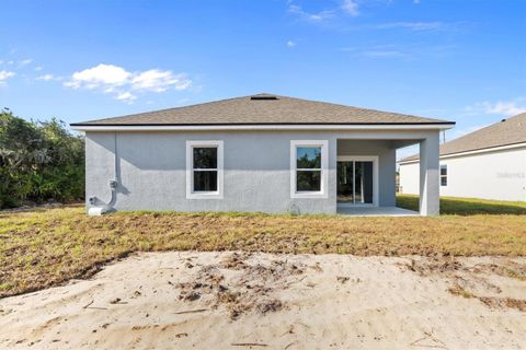 A home in LAKE WALES