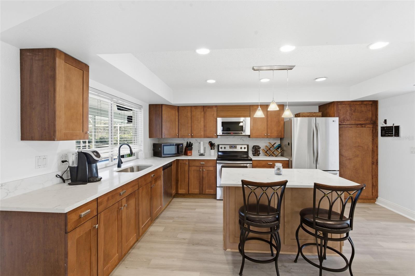 SOUTHBAY YACHT & RACQUET CLUB - Residential