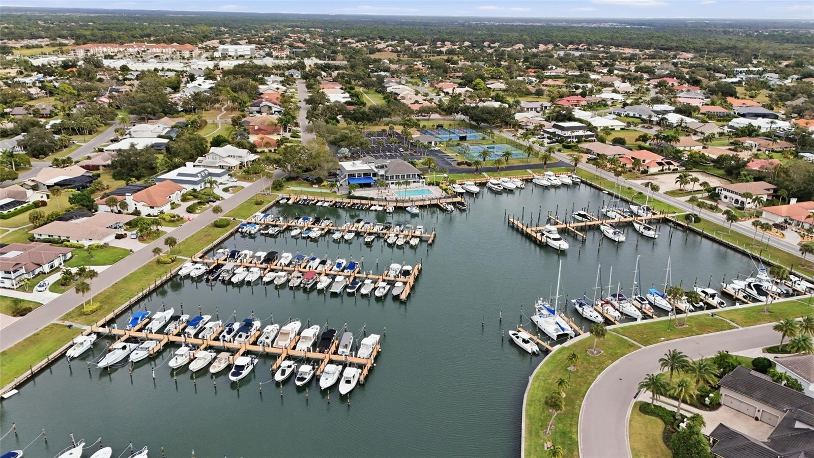 SOUTHBAY YACHT & RACQUET CLUB - Residential