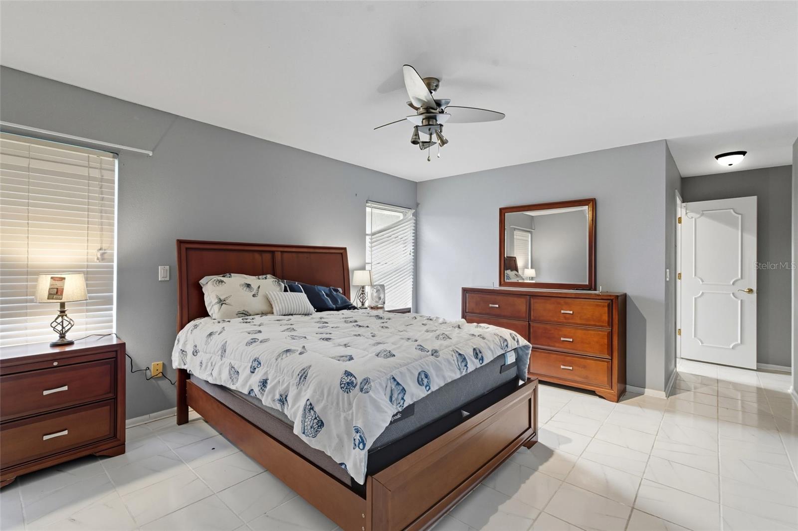 SOUTHBAY YACHT & RACQUET CLUB - Residential