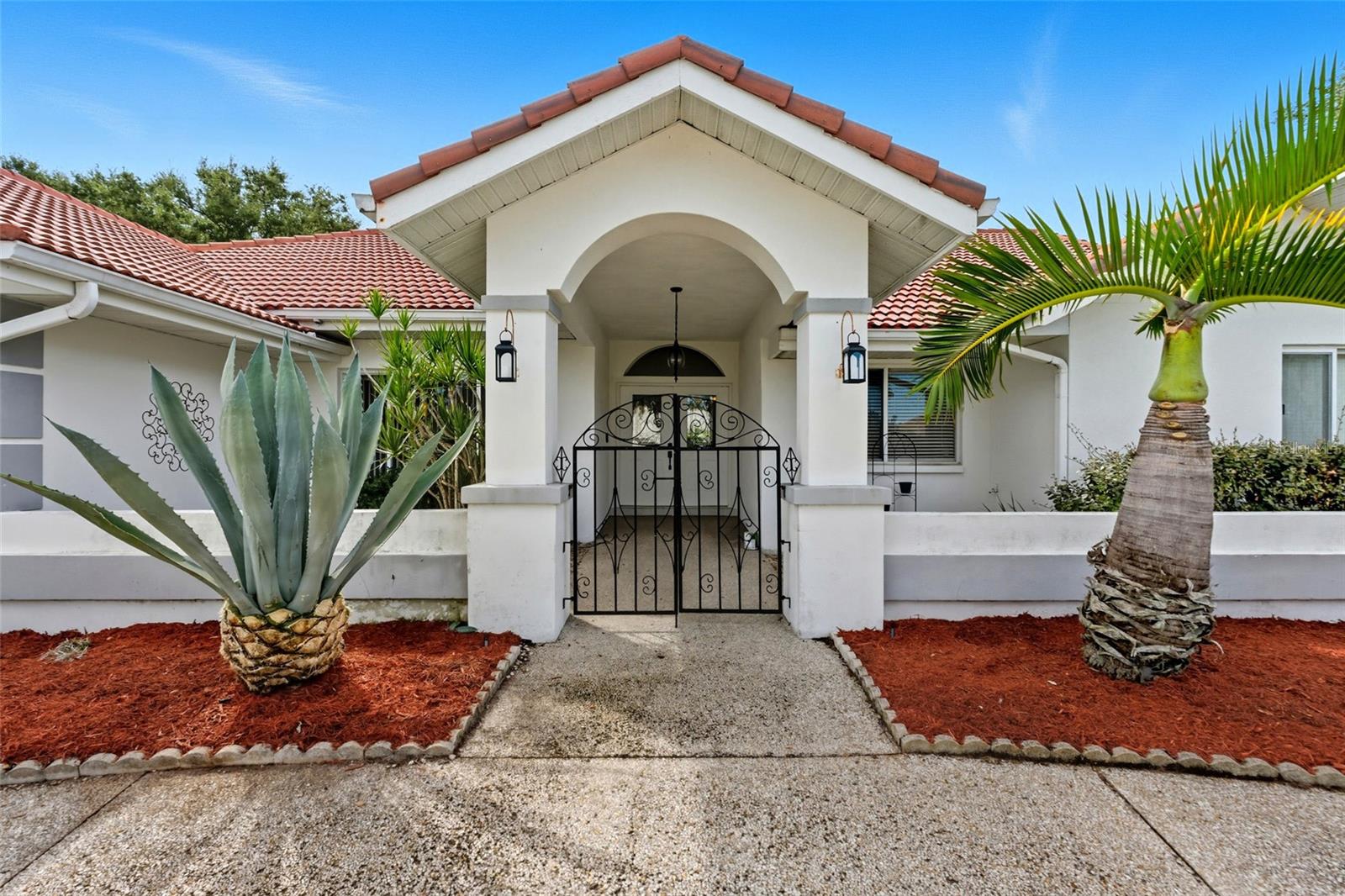 SOUTHBAY YACHT & RACQUET CLUB - Residential