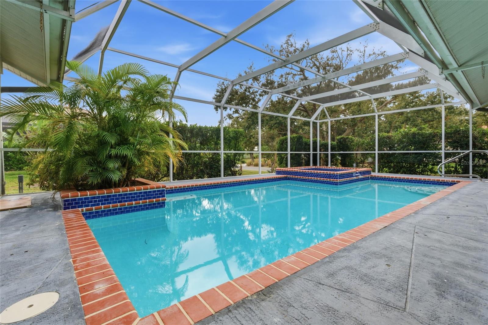 SOUTHBAY YACHT & RACQUET CLUB - Residential