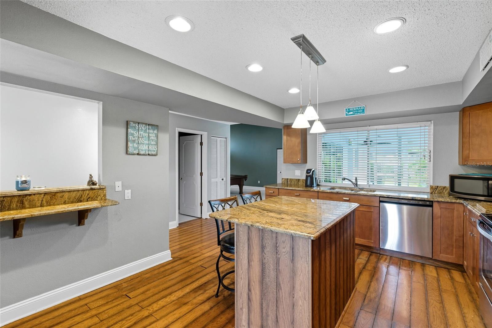 SOUTHBAY YACHT & RACQUET CLUB - Residential