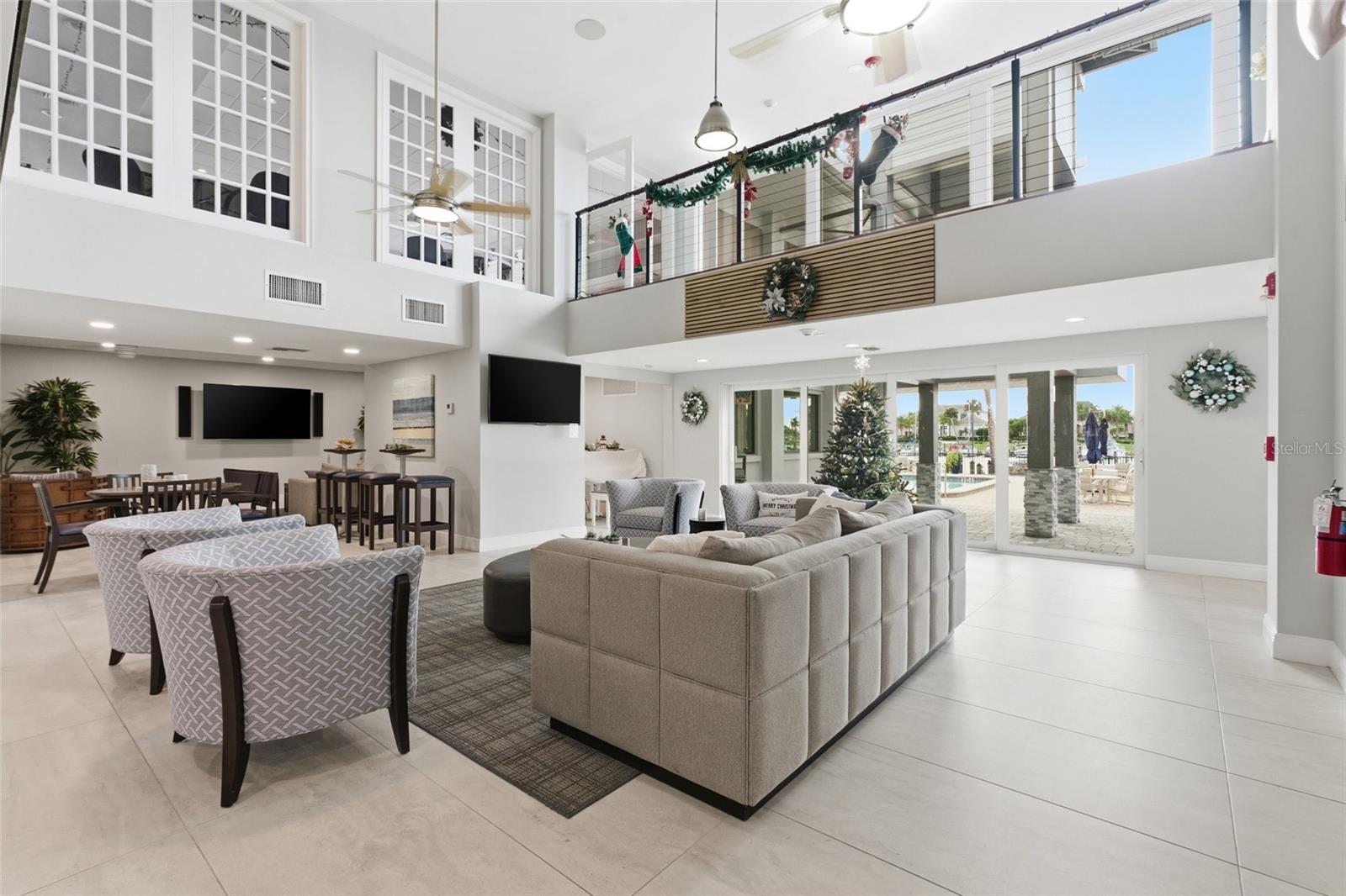 SOUTHBAY YACHT & RACQUET CLUB - Residential