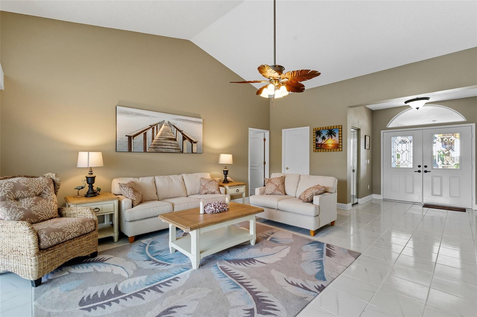 SOUTHBAY YACHT & RACQUET CLUB - Residential