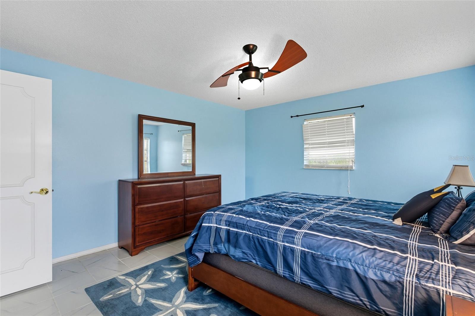 SOUTHBAY YACHT & RACQUET CLUB - Residential