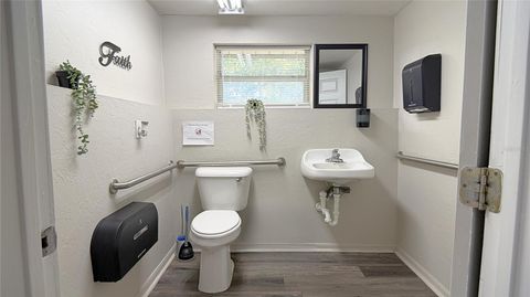 Tiny photo for 325 NE 25 Avenue, Ocala, FL 34470 (MLS # O6389393)