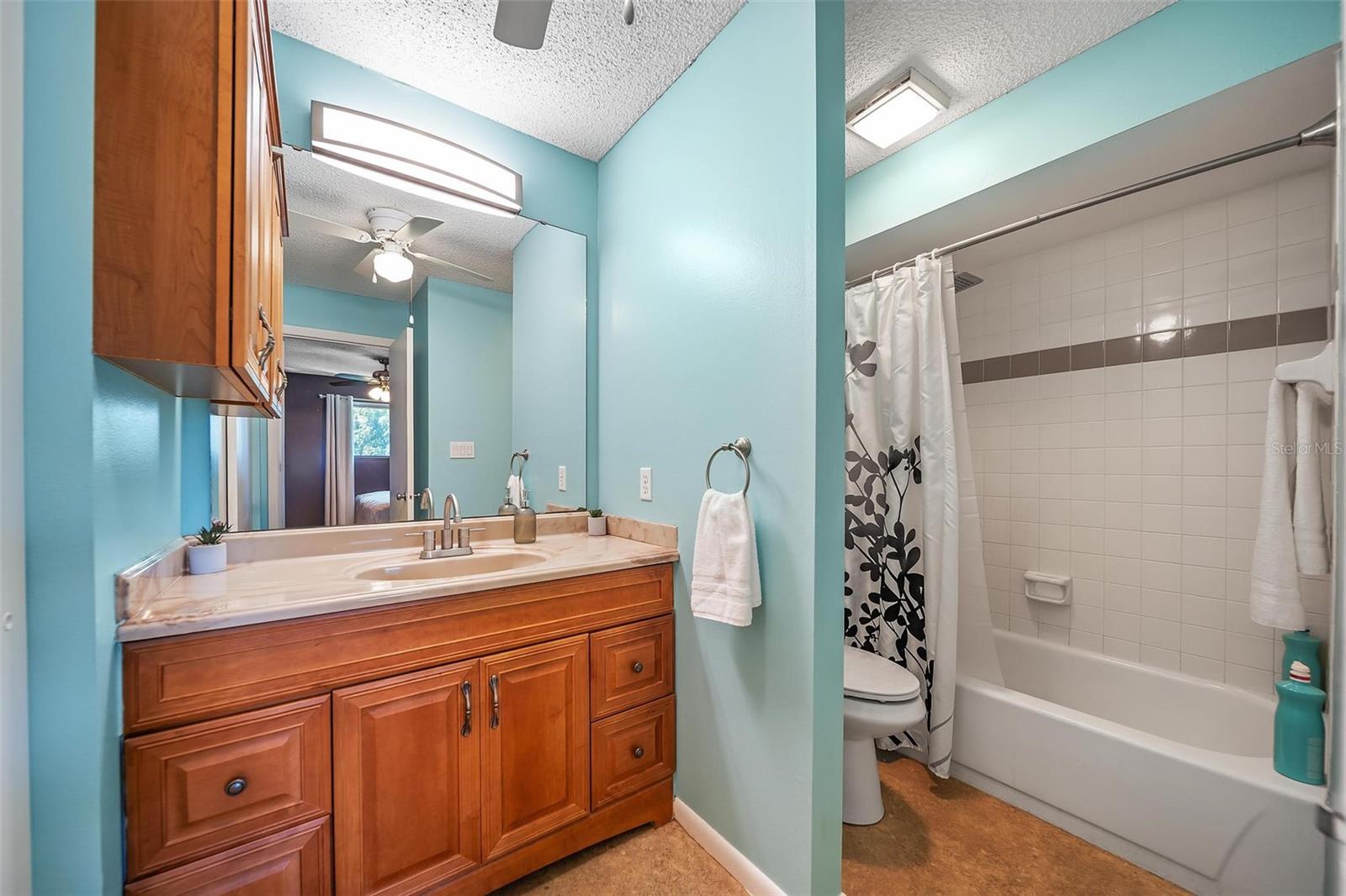 HARBOR PINES, A CONDO OR1439/4215 - Residential