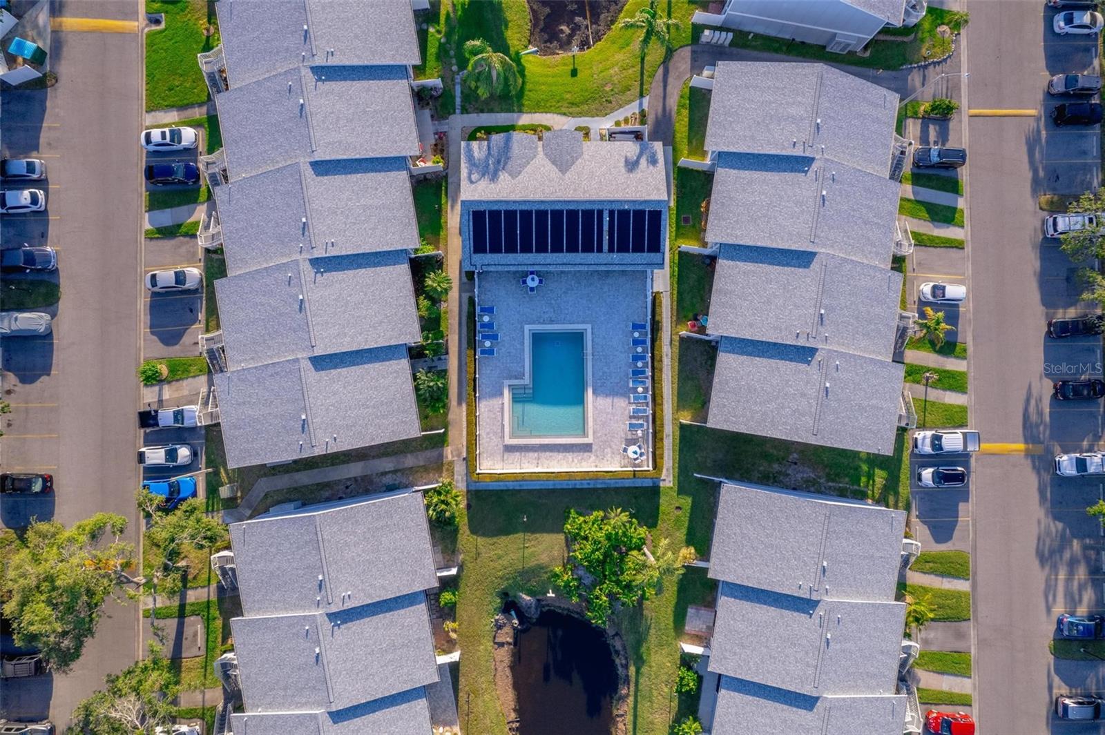 HARBOR PINES, A CONDO OR1439/4215 - Residential